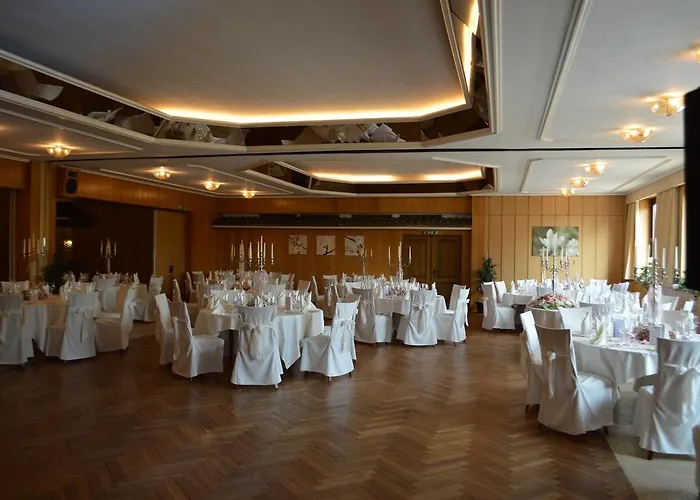 Otel Romantik Schmiedegasthaus Gehrke Bad Nenndorf